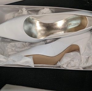 White Nine West pumps